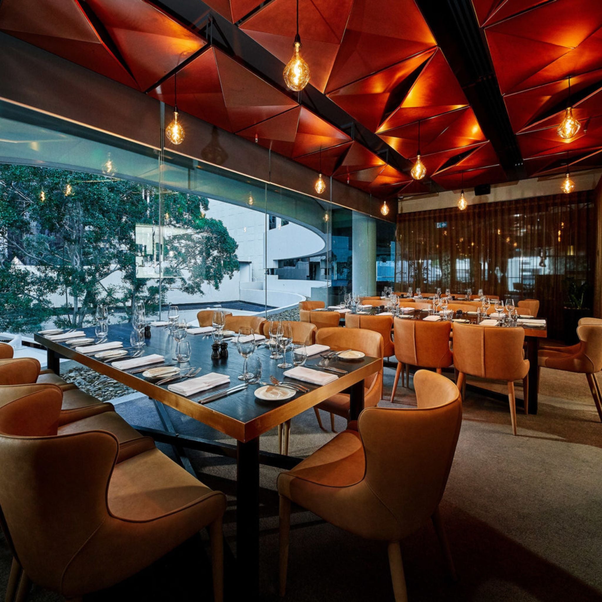 Blackbird Bar, Dining & Events (Deco Room)