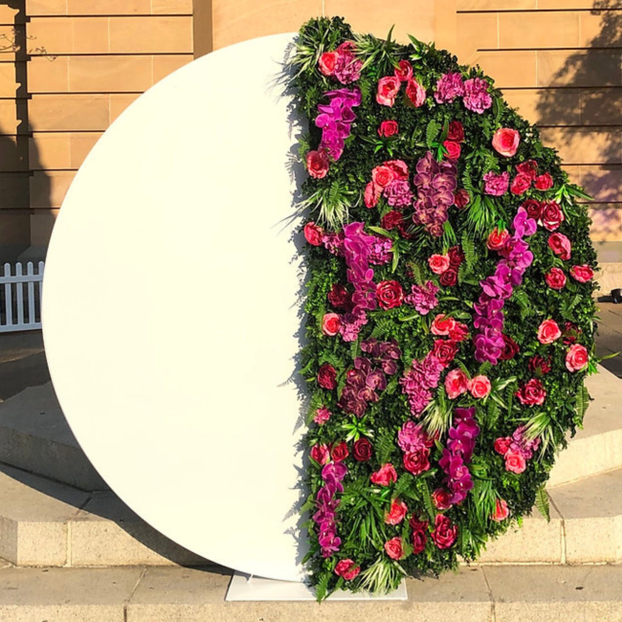 Backdrop (Circle with half flowers)