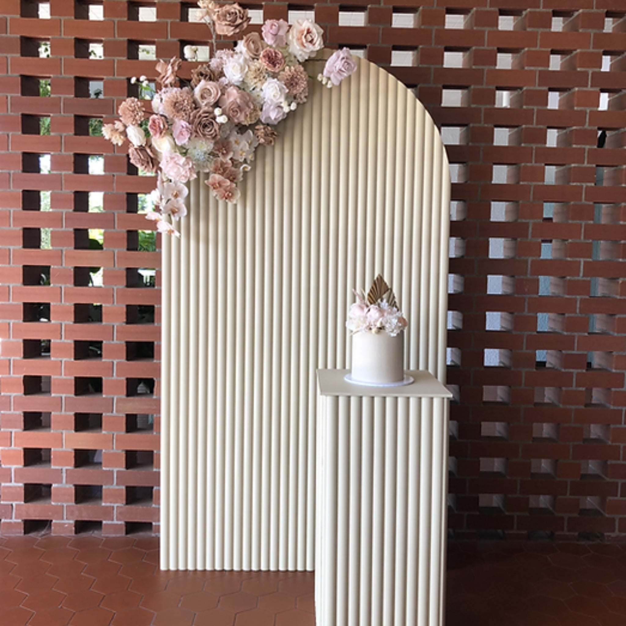 Backdrop (Fluted Arch)