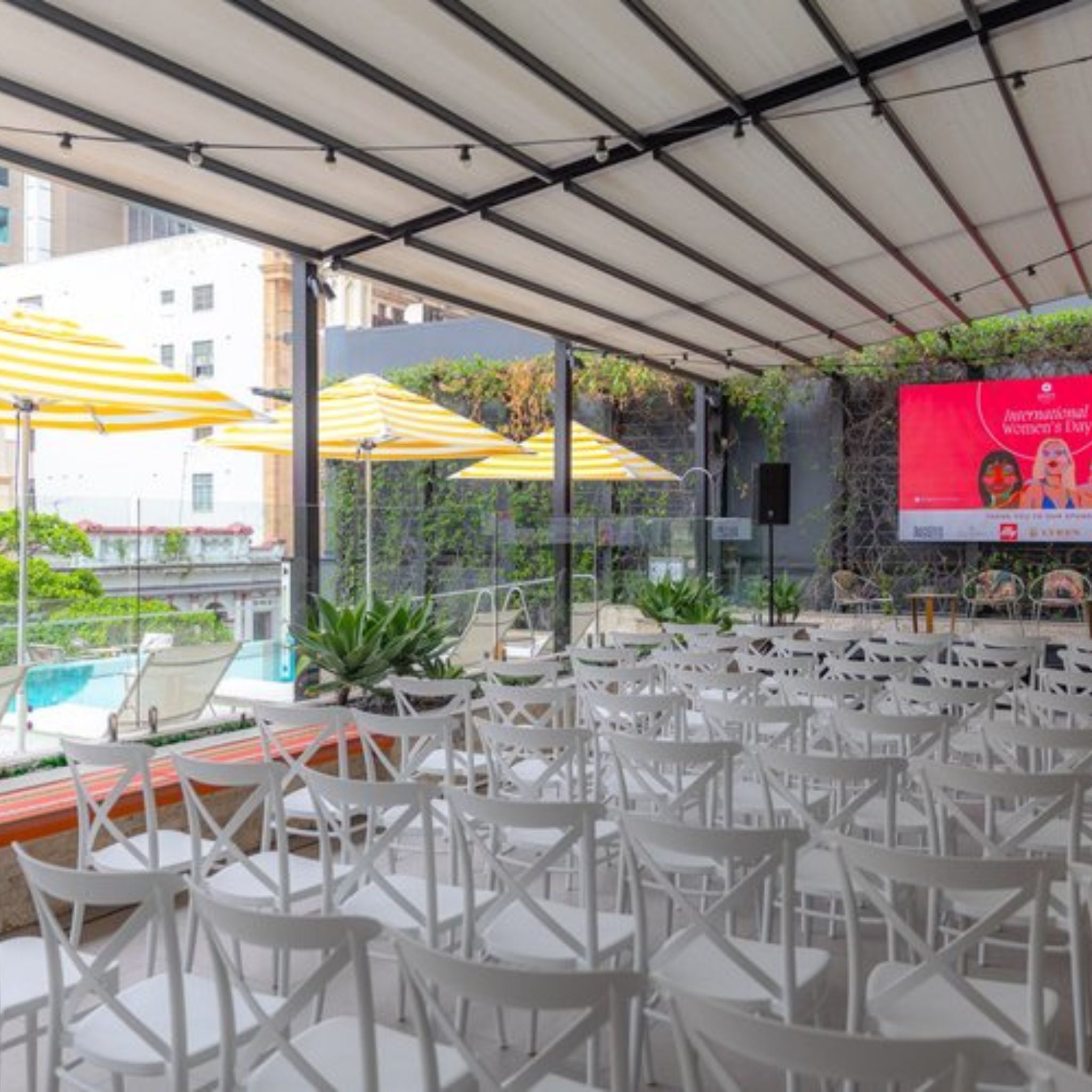 Hibiscus Bar & Terrace (Terrace)